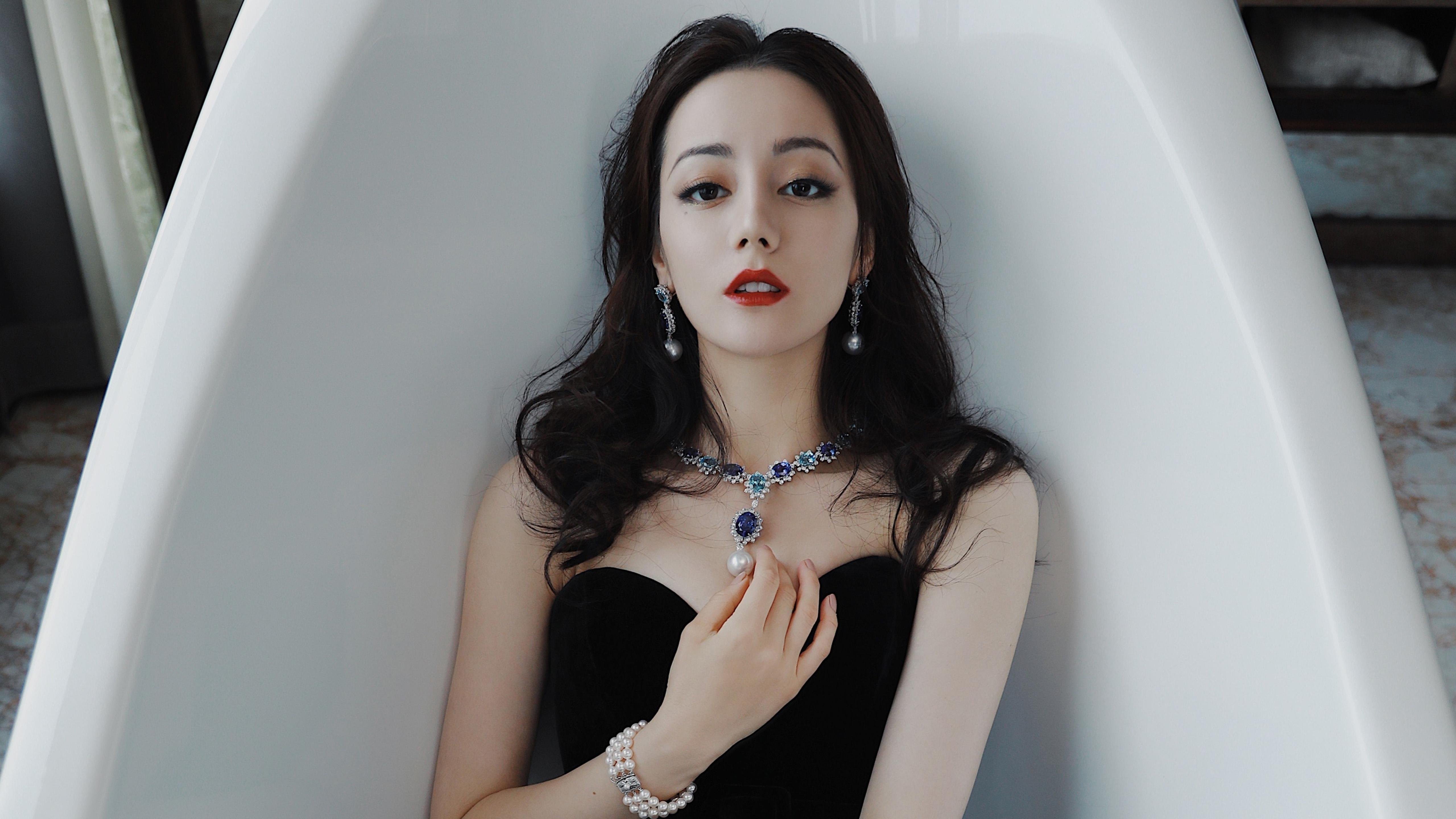 球队动态：近期的交易和签约消息，球队交易什么意思