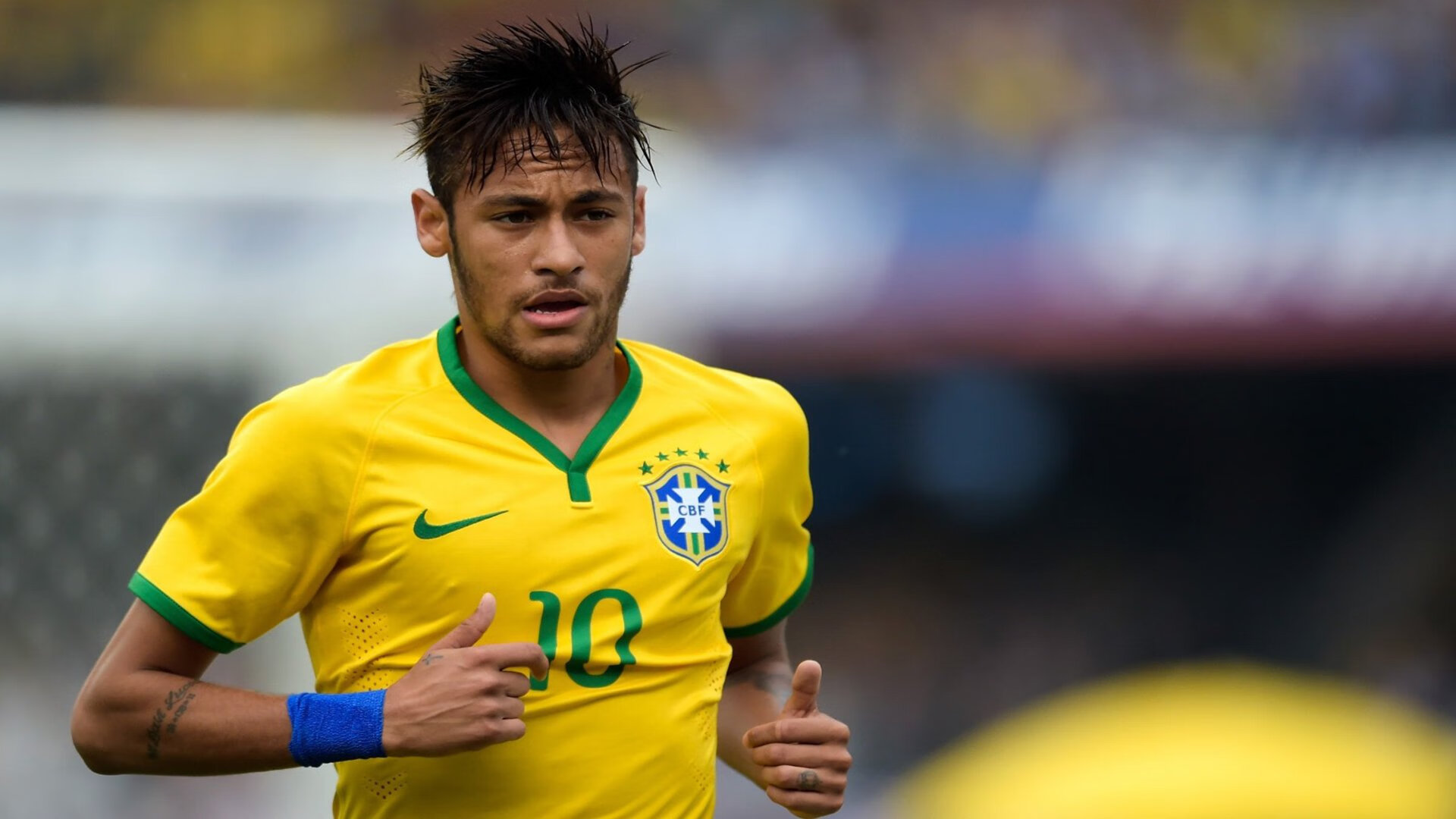 《Uzi：从菜鸟到传奇，电竞路上持续书写辉煌》，uzi的电竞路